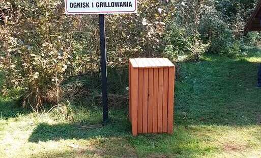 Zdjęcie do Klub Przyrodnika buduje kosze